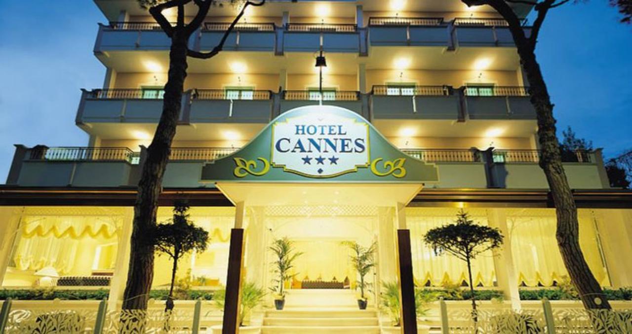 Hotel Cannes - In Pieno Centro Riccione Ngoại thất bức ảnh